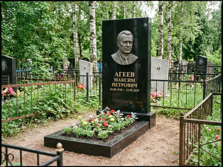 Памятник с барельефом — выполненная работа 1 в Ростове-на-Дону