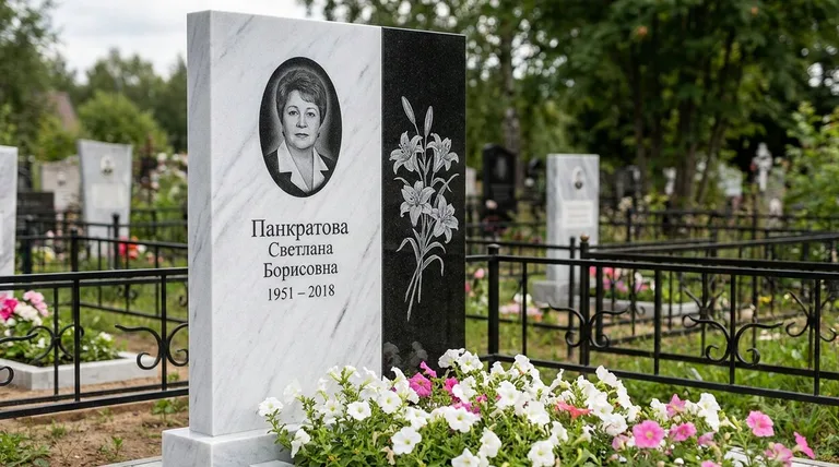 Памятник с гравировкой лилий — выполненная работа «Панкратова» в Ростове-на-Дону