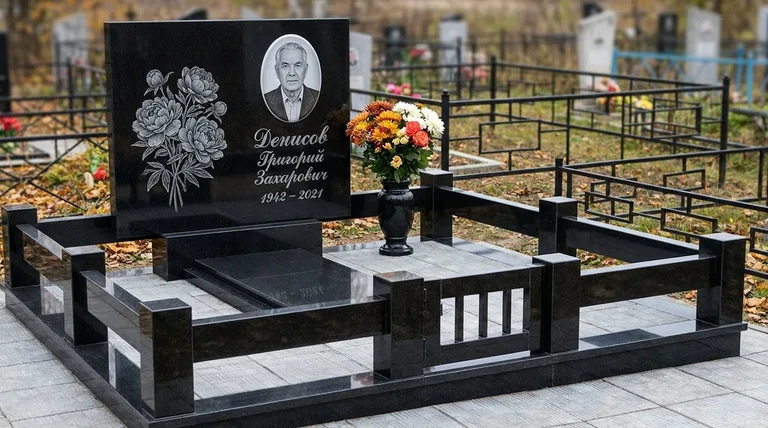 Памятник с гравировкой пионов — выполненная работа «Денисов» в Ростове-на-Дону