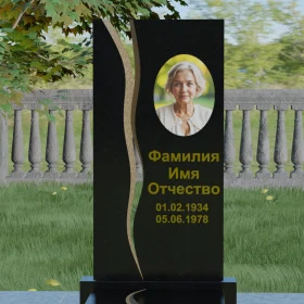 Вертикальный Гранитный памятник - П001
