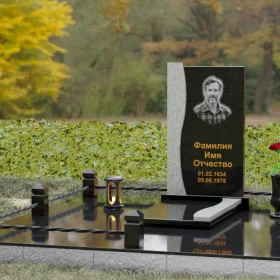 Вертикальный Гранитный памятник Балтик Грин - П125