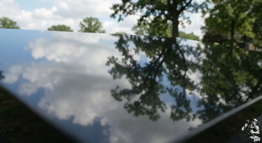 zerkalnaya-polirovka-granita-otrazhenie-neba